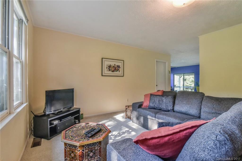 Dogwood Knolls - Residential