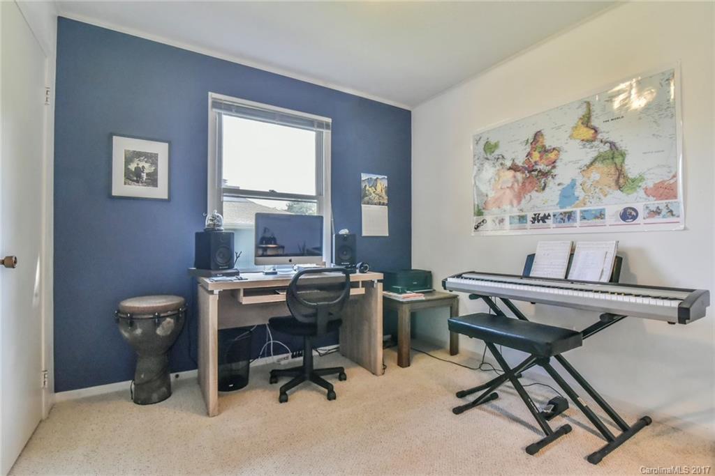 Dogwood Knolls - Residential