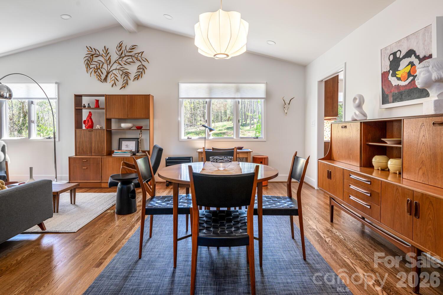 1002 Timber Lane