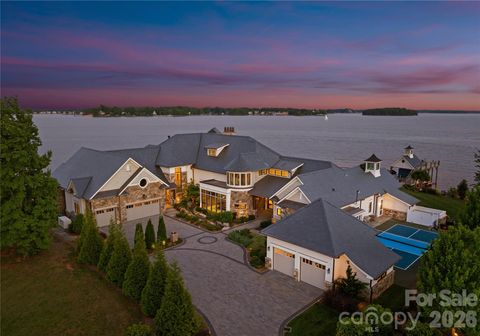 8515 Norman Estates Drive Denver NC 28037