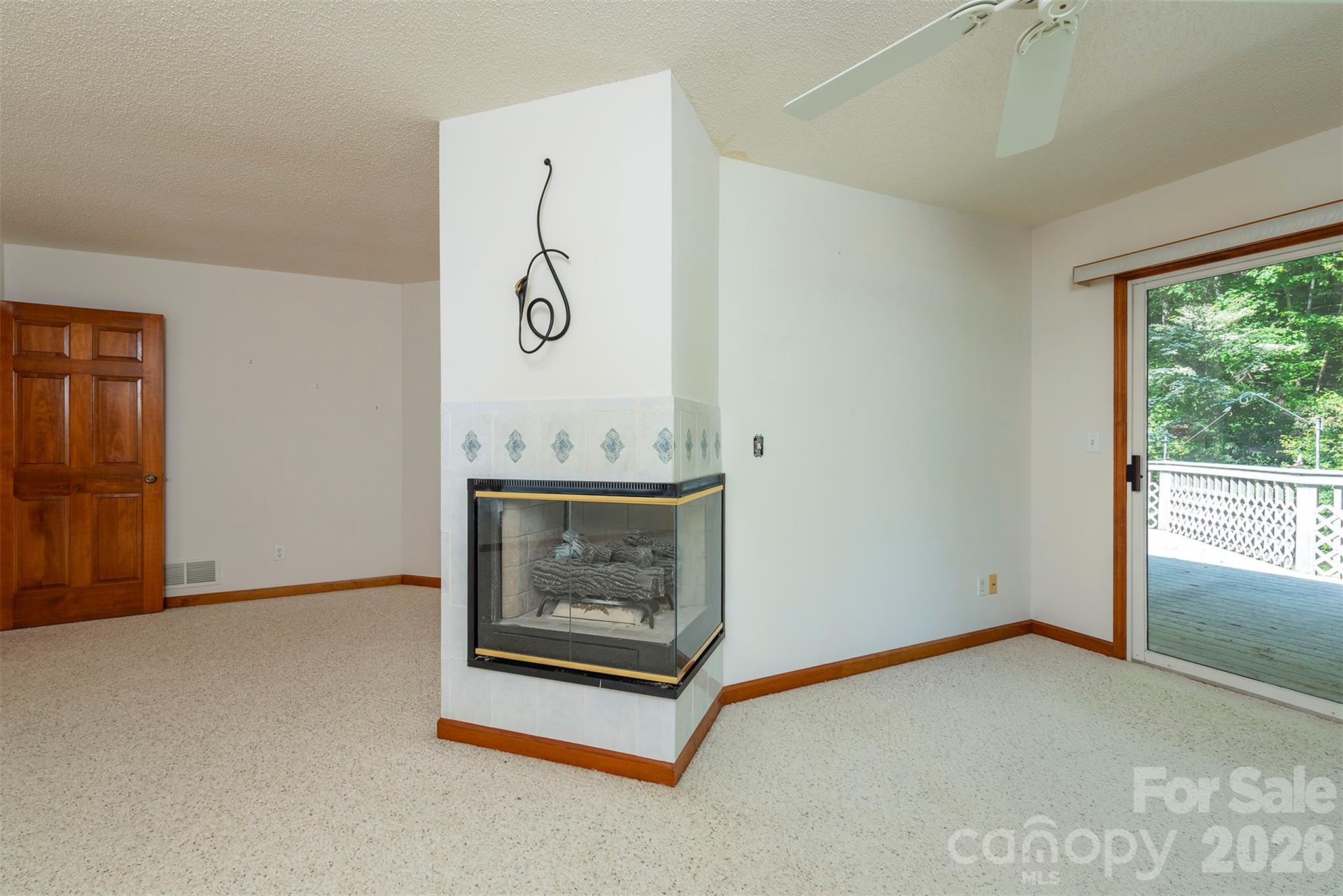 29 Hillcreek Drive