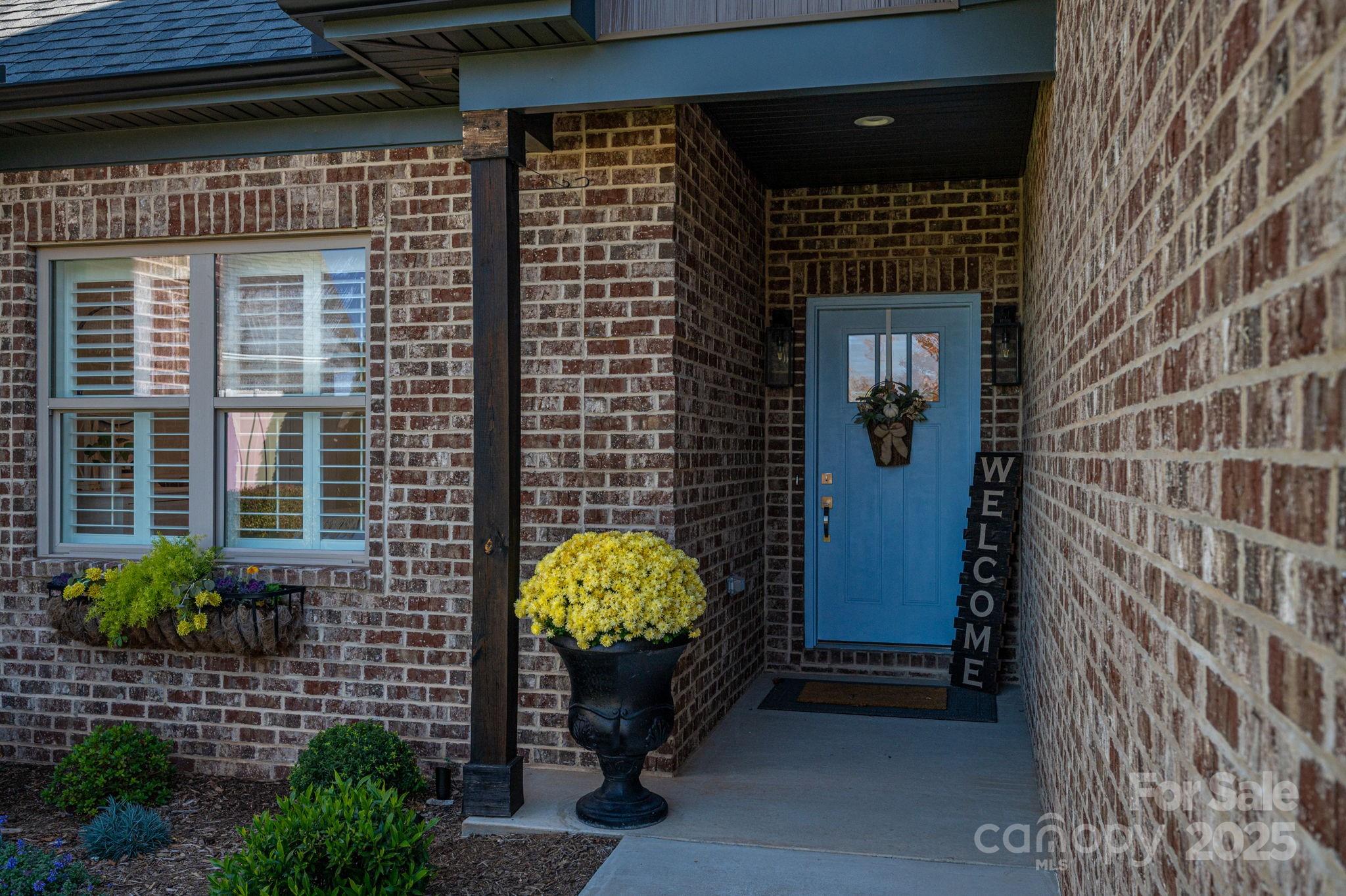 4290 Holly Circle NE