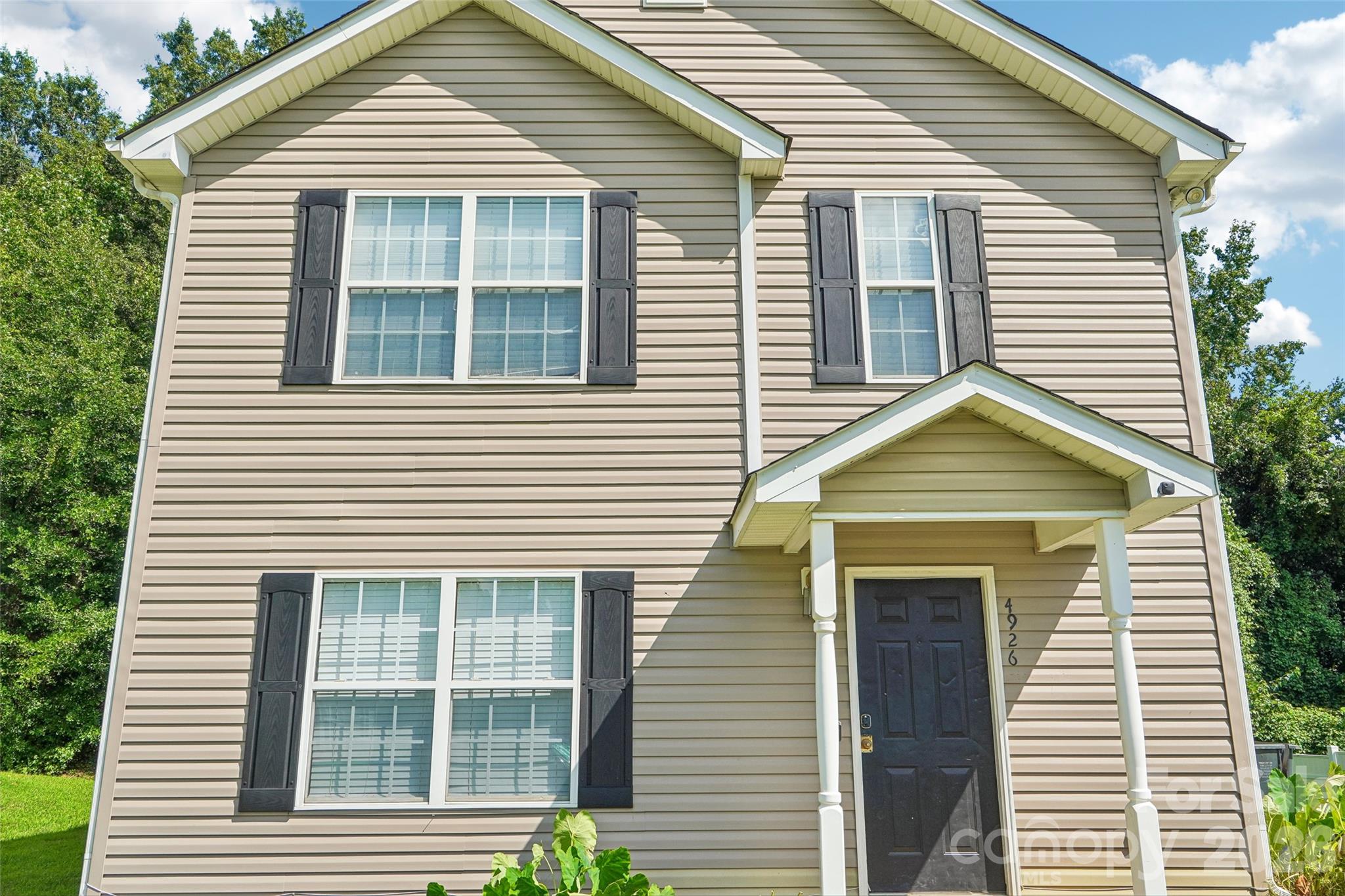 4926 Elizabeth Road