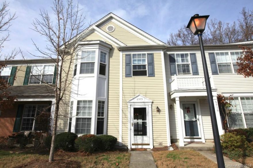 Desirable South Charlotte 3BR/2.5BA Townhome! Minutes from Restaurants/Entertainment in EVERY direction!(Arboretum Area) 3 Golf courses within minutes.  Community loaded with amenities to include pool, walking trails and more. Included with this townhome is a fenced backyard for privacy; small pets also allowed. Garden tub in master bath. Gas log fireplace in family room. Washer/Dryer is included.  

Small pets are conditional with fee and deposit.