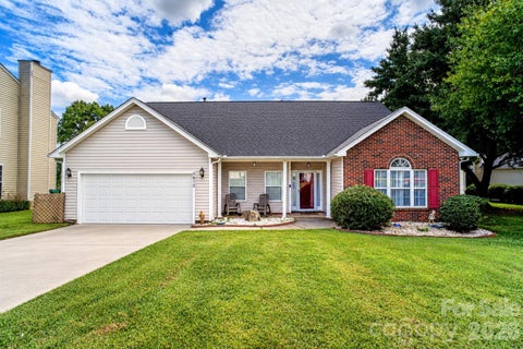 Photo of 9612 Veronica Drive, Charlotte, NC 28215 (MLS # 4422577)