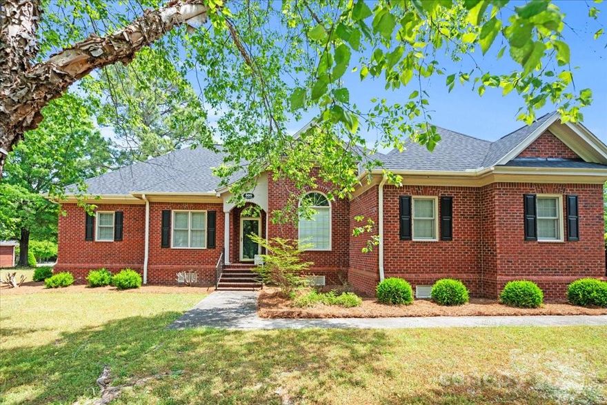 Take a look at this rare gem! This Stephen Fuller designed home offers a split bedroom floor plan and also includes well thought through living and dining spaces. You areimmediately welcomed in from the front porch into the foyer, which is flanked by the living room and dining room. The kitchen is spacious, allowing for a breakfast area and lots of storage, and it is open to the family room. The separate laundry and utility room is the transition from the garage to the kitchen. With almost 450 sq/ft of patio space, mature landscaping, and a large lot, the outside space is equally enjoyable. Located in a great neighborhood, which is very close to Arrowhead Park, shopping, schools, and more, this one is sure to go quickly! Make an appointment to see this(approx) 2200 sq/ft, 3BR/2.5BA in Sherwood Forest (off of State Road in Cheraw) soon!