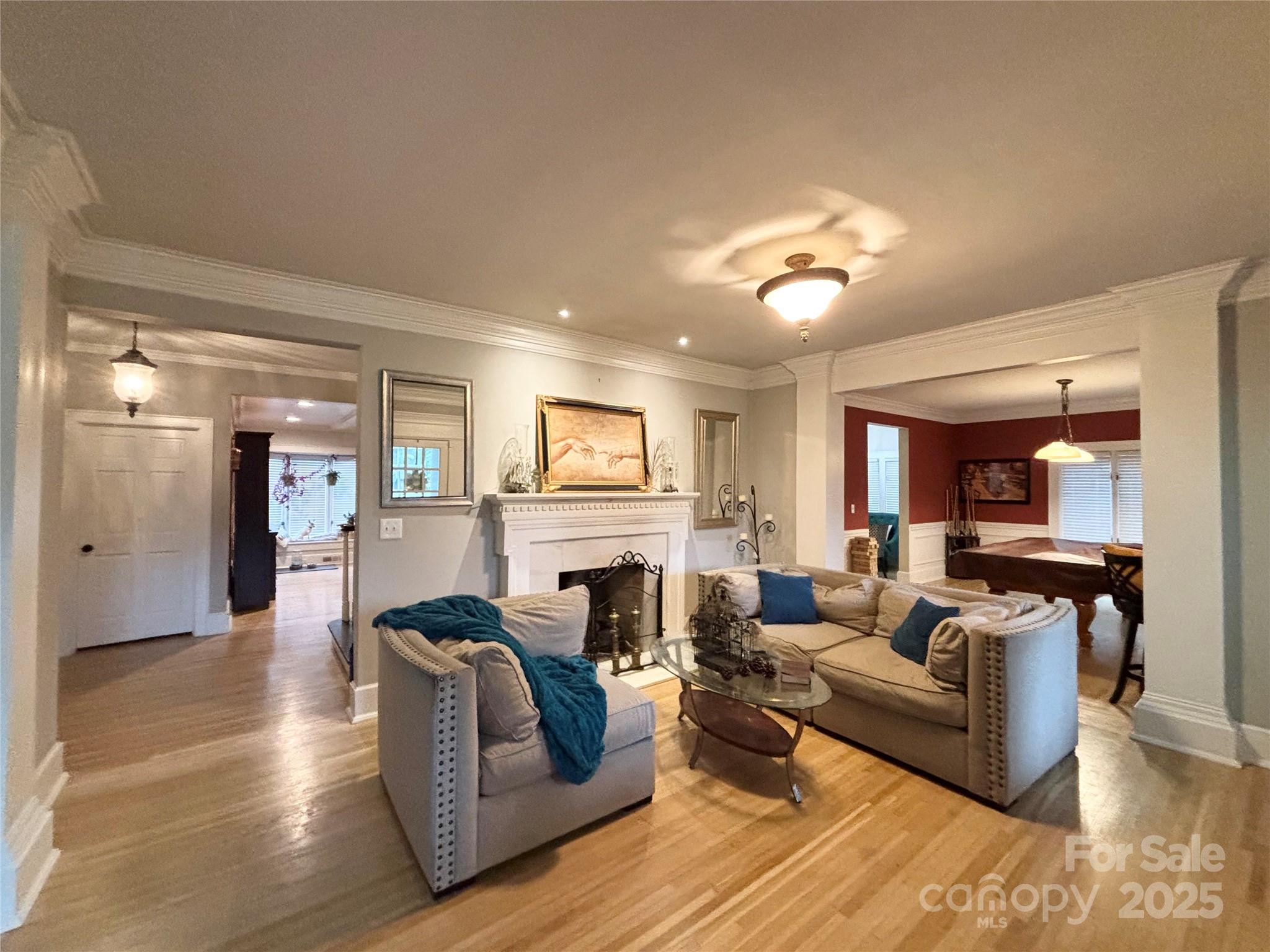 1202 E Franklin Street