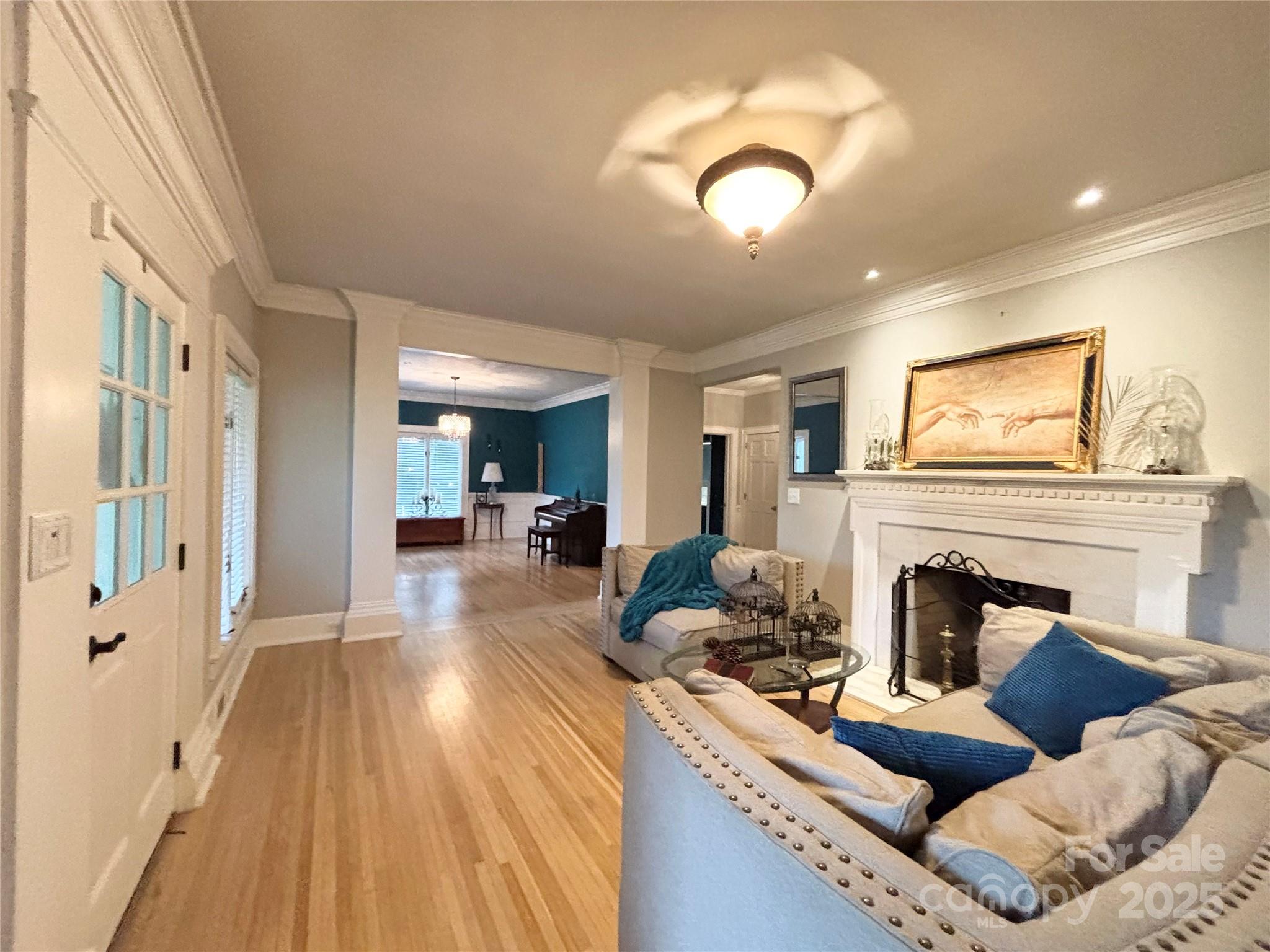 1202 E Franklin Street