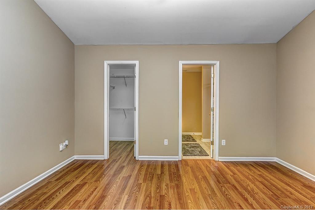 Riverwalk - Residential