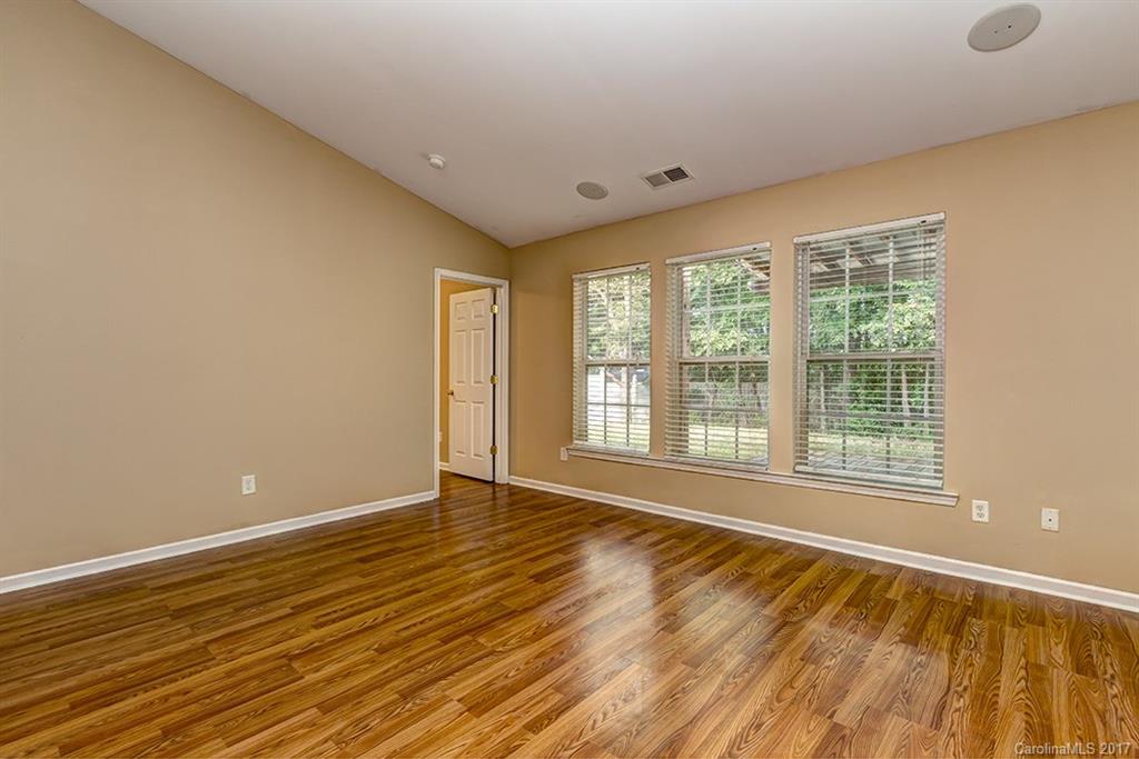 Riverwalk - Residential