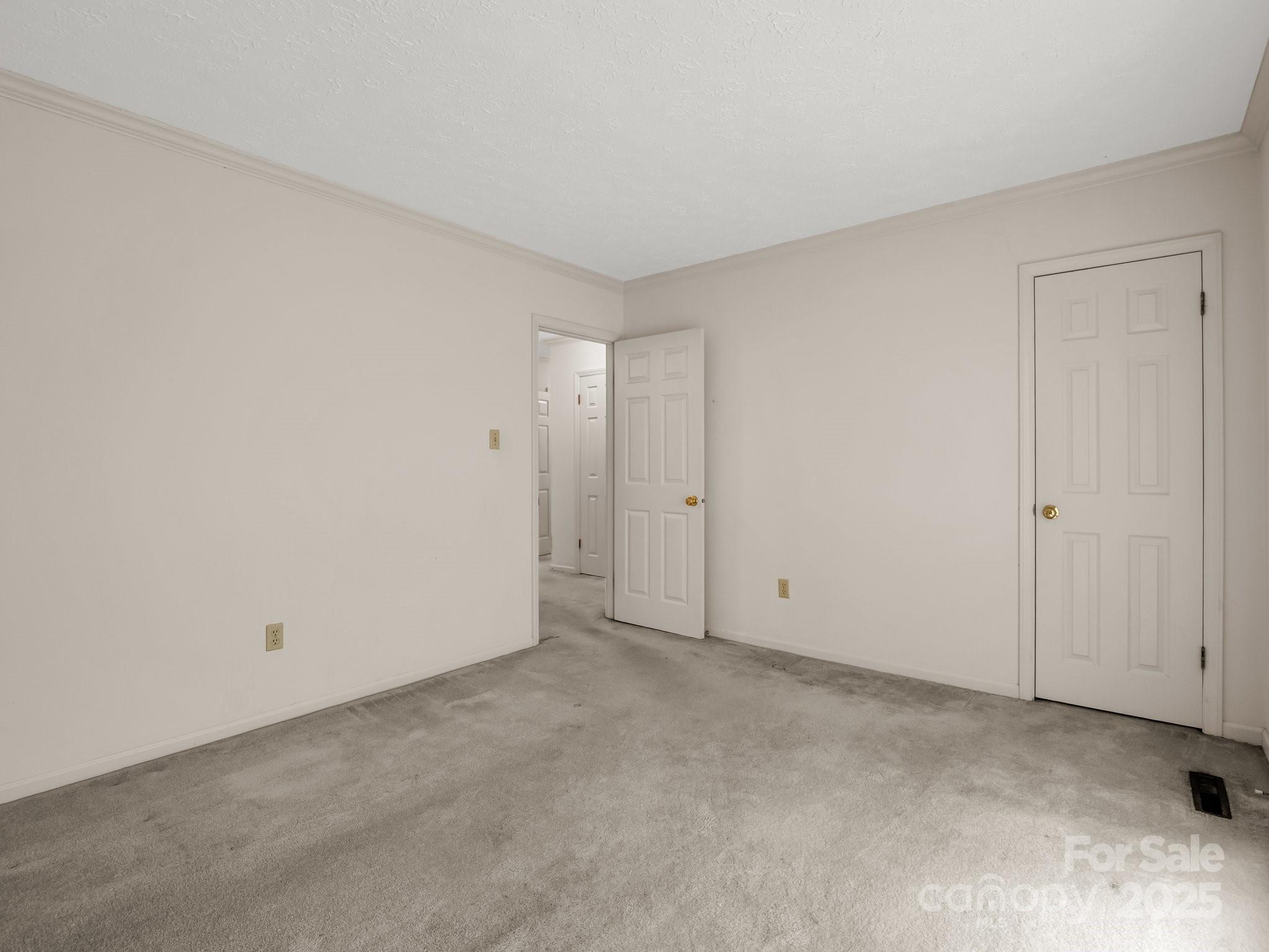 Red Fox - Residential