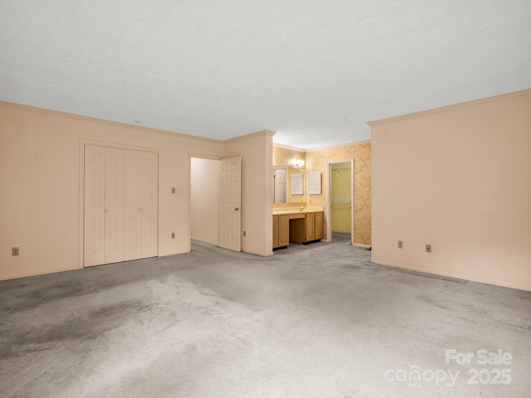 Red Fox - Residential