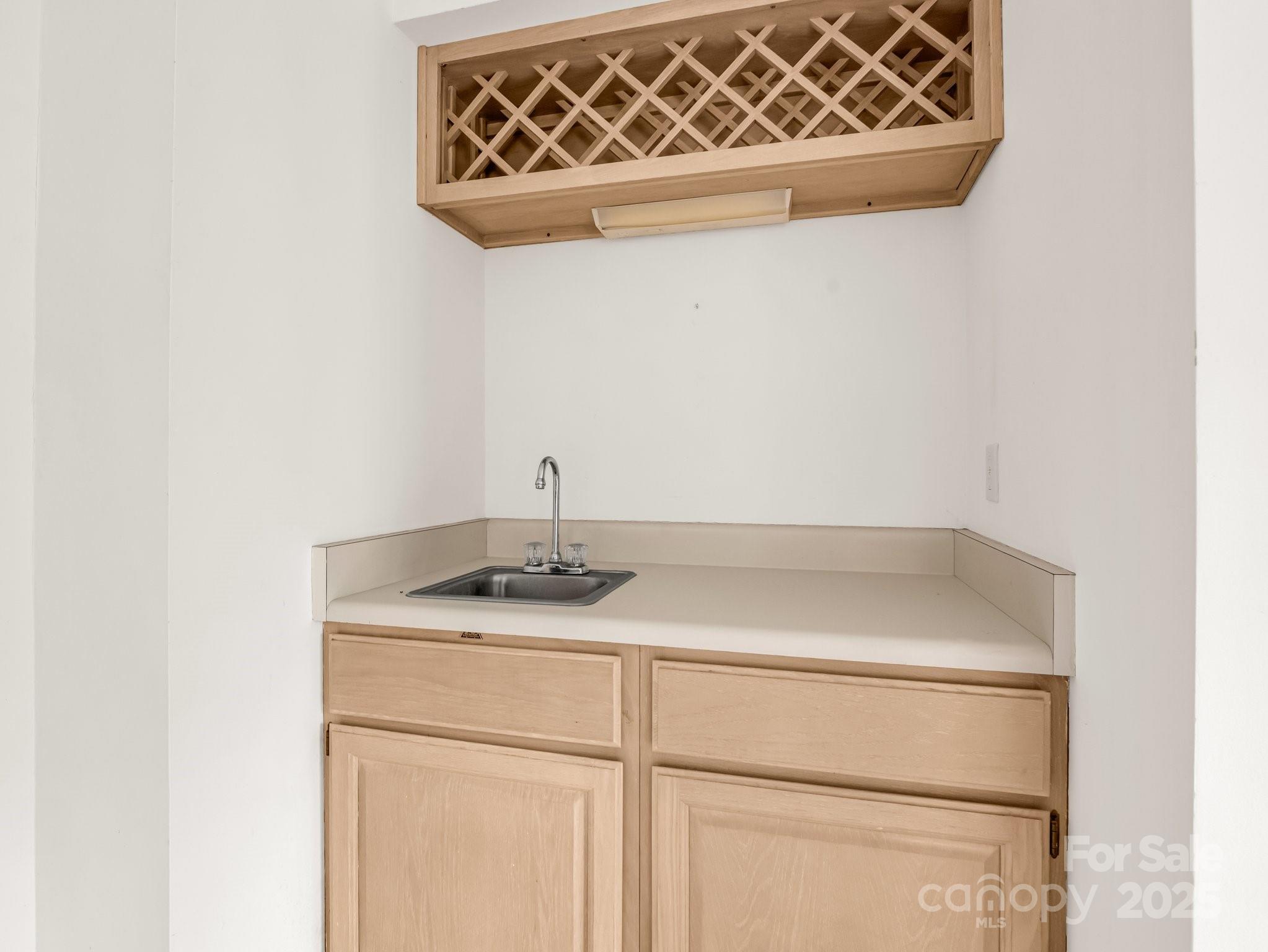 Red Fox - Residential