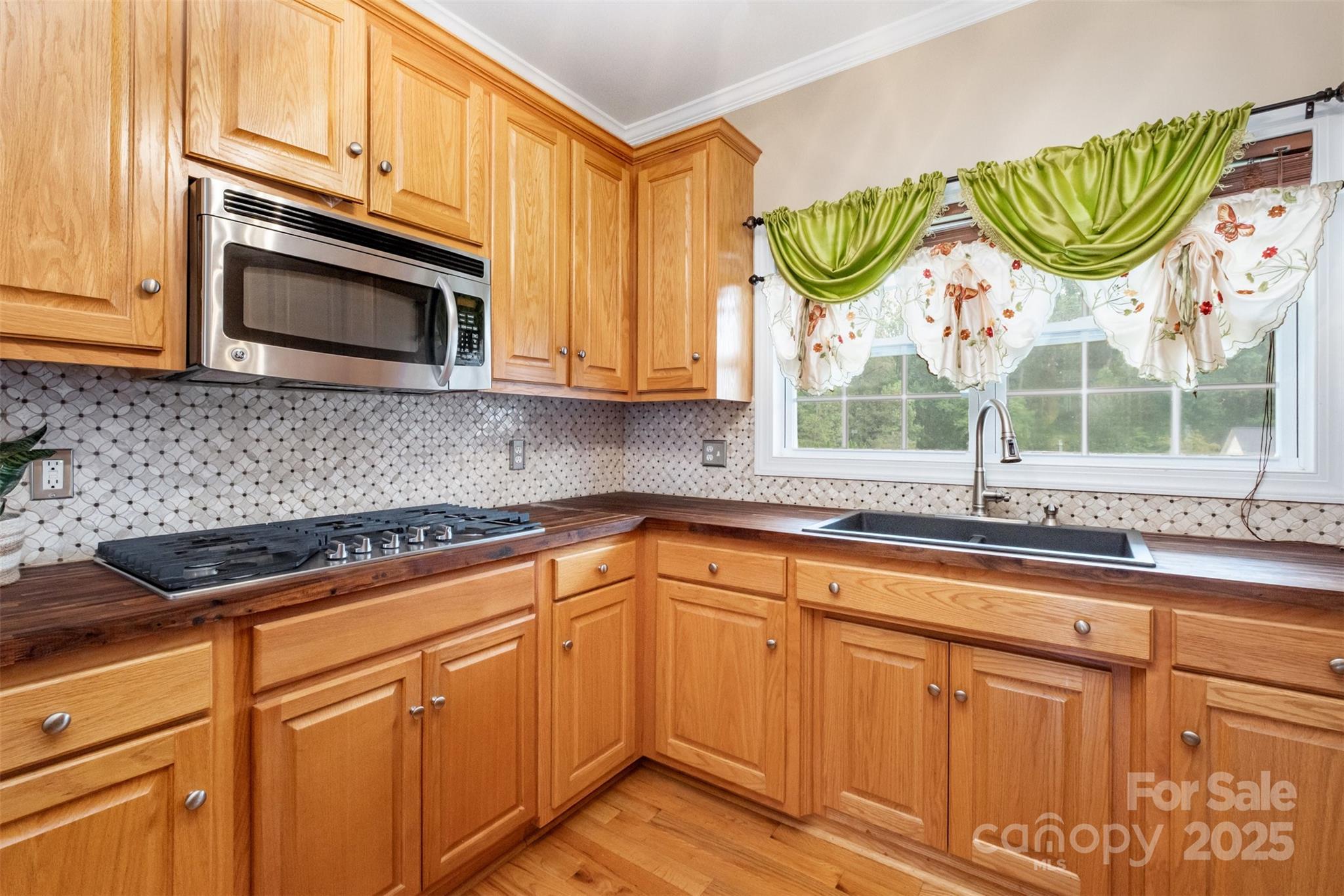 Creekside - Residential