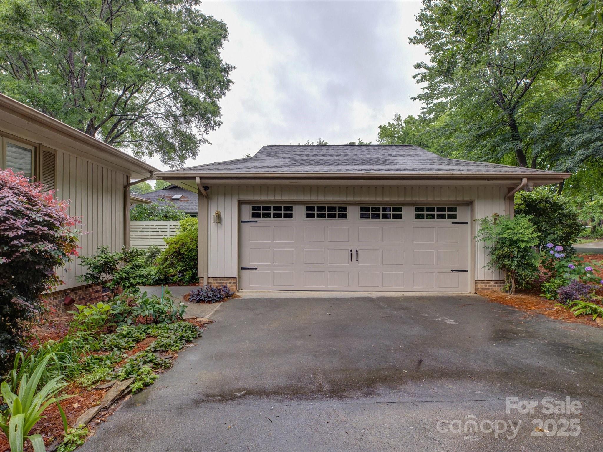 River Hills - Residential