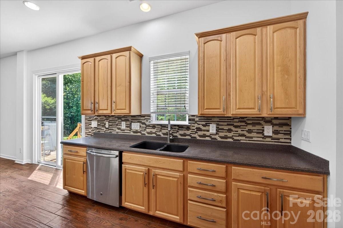 Wesley Oaks - Residential