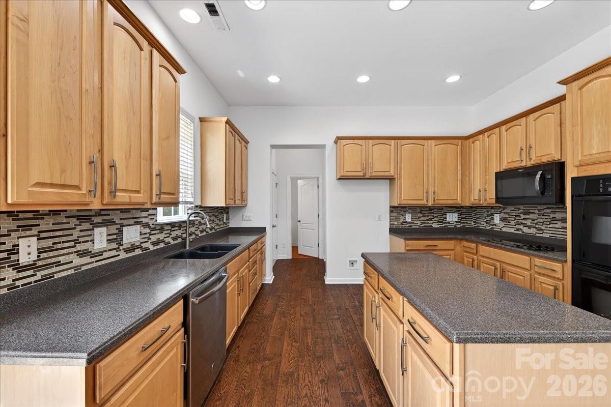Wesley Oaks - Residential