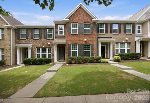 Photo of 18431 The Commons Boulevard, Cornelius, NC 28031 (MLS # 4398969)