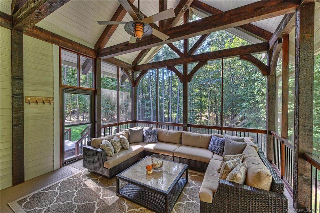 The Harbour at The Pointe - Residential