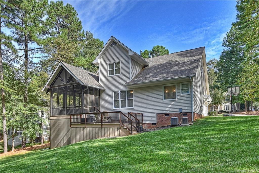 The Harbour at The Pointe - Residential