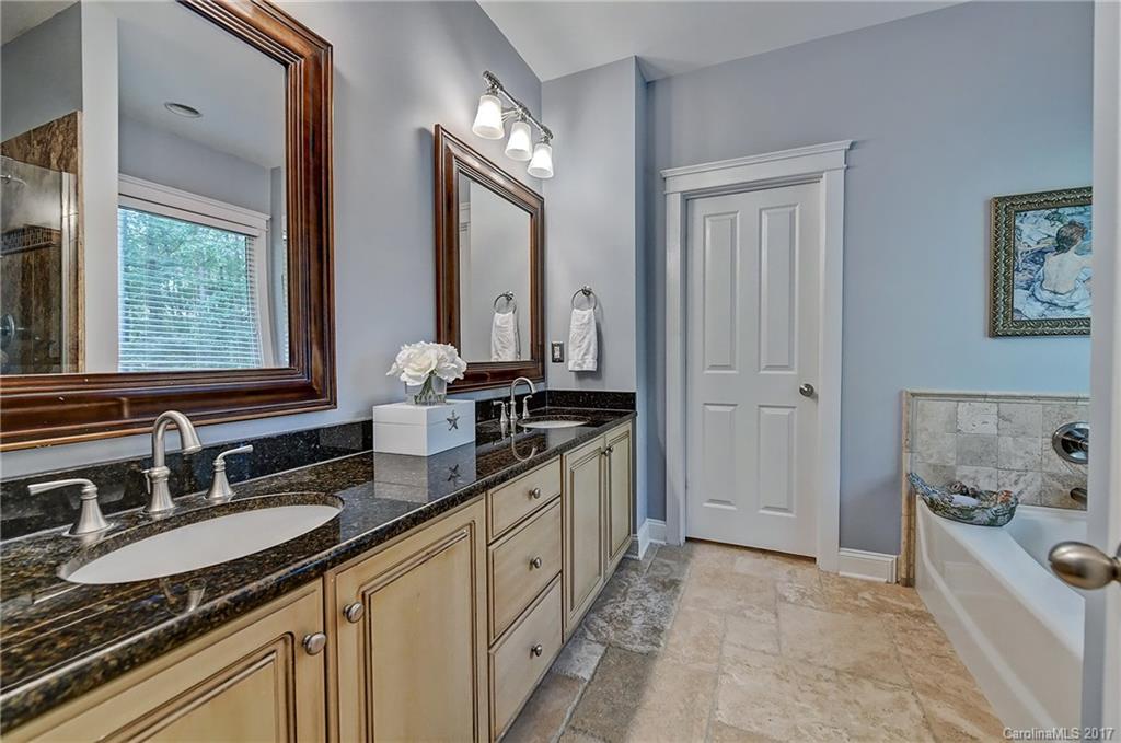 The Harbour at The Pointe - Residential