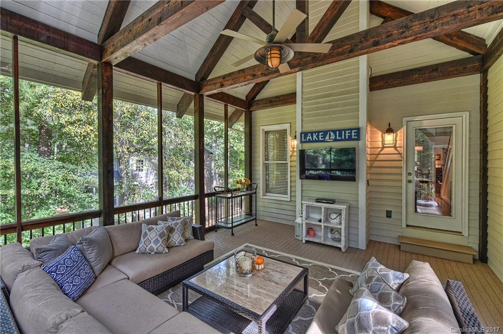 The Harbour at The Pointe - Residential