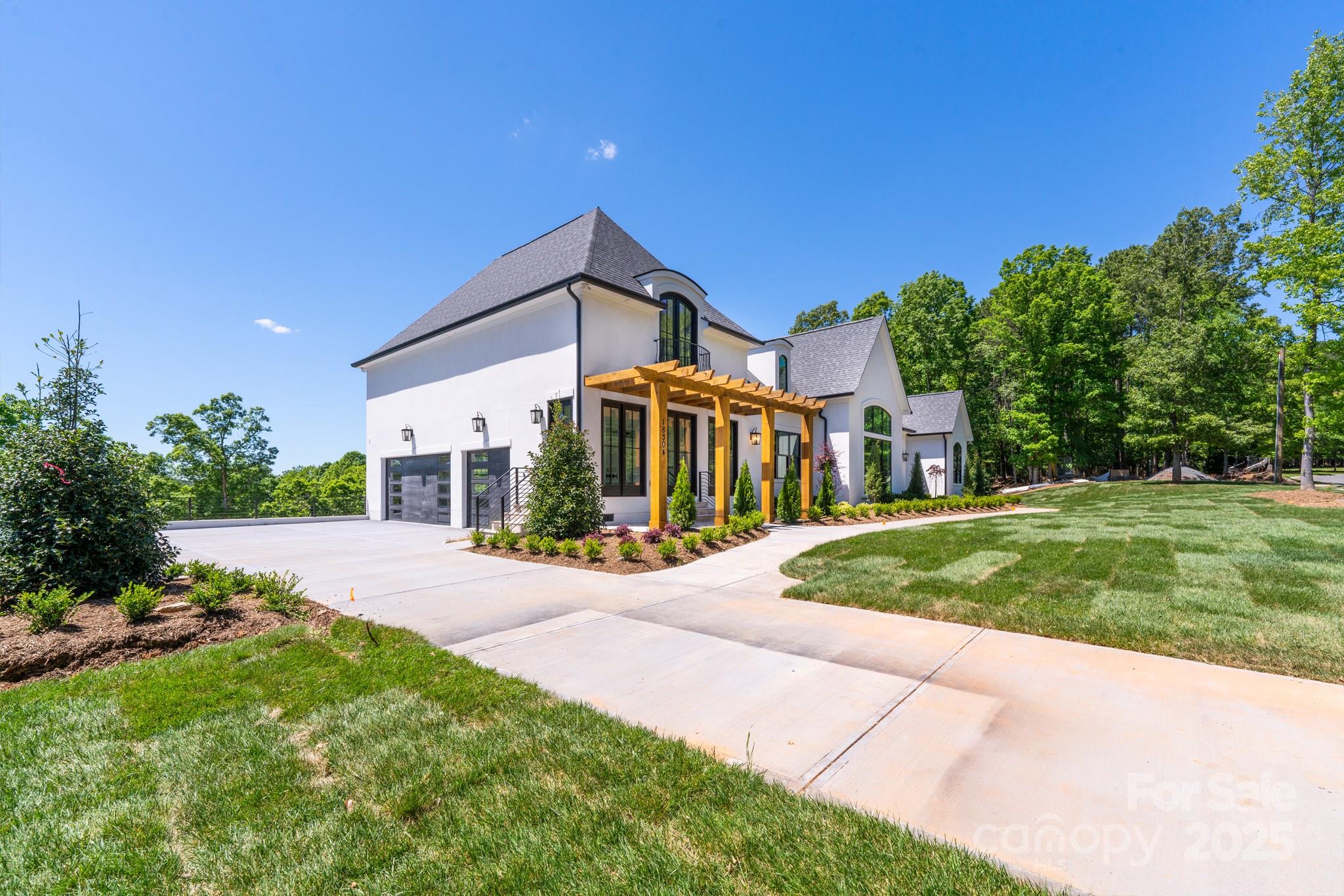 18304 Rosapenny Road