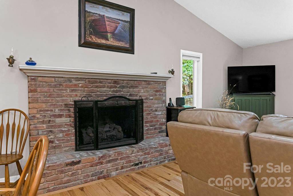 Connestee Falls - Residential