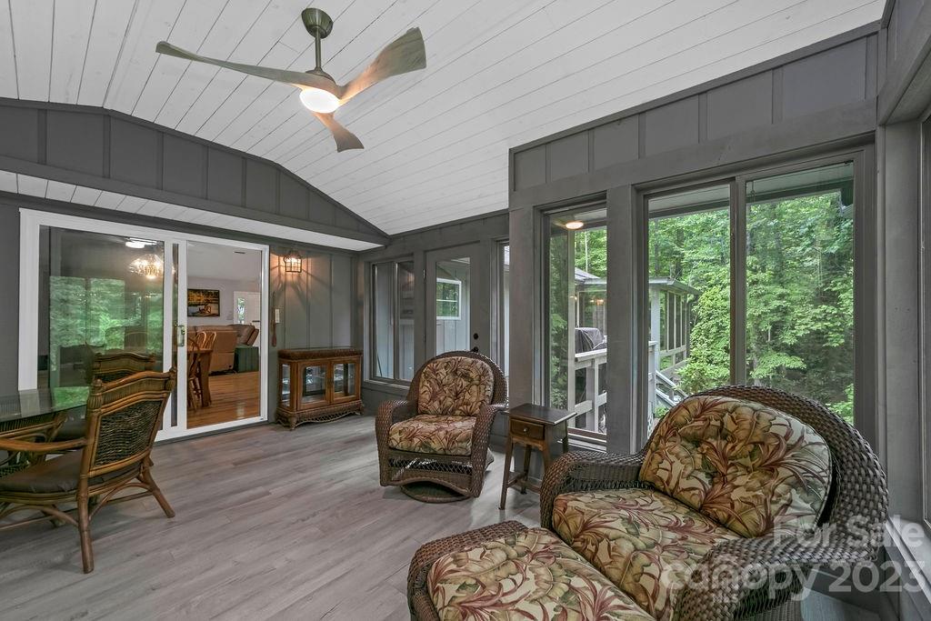 Connestee Falls - Residential