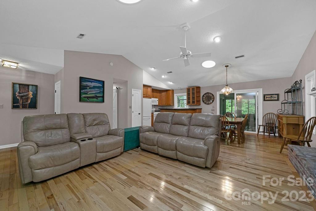 Connestee Falls - Residential