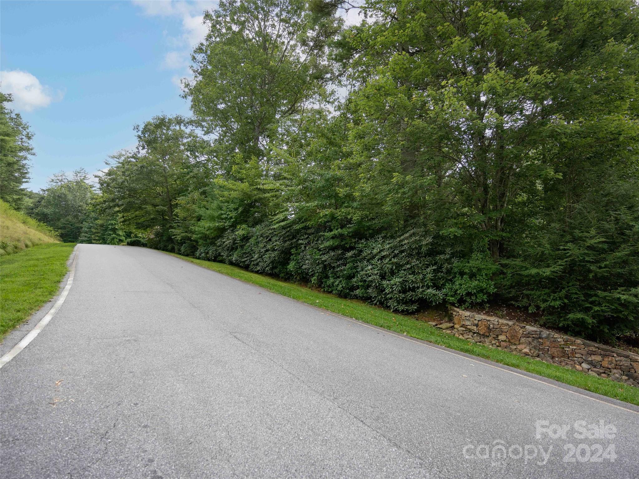 Champion Hills - Land