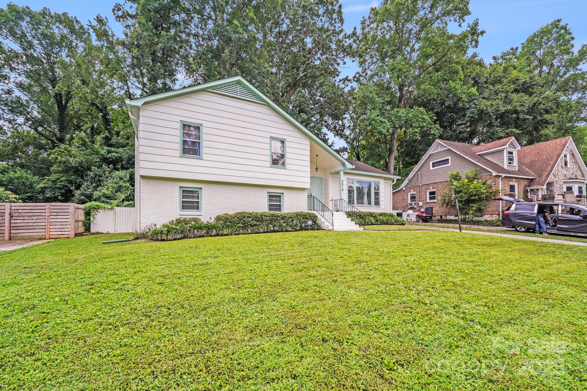 3518 Donovan Place