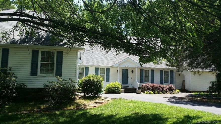 PRICE REDUCTION, BRING YOUR OFFERS!
Amazing opportunity to leave in prestigious Regent Park area with no association fees.
Custom 4 bedrooms, 3.5 baths home sitting on almost half acre lot; master bedroom and 2nd bedroom downstairs; 2 large bedrooms upstairs;formal living and dining; family room w/ fireplace right off kitchen, large deck overlooking wooded area; atrium off living room; two car garage; close to shopping,  great schools, freeway and minutes away from Charlotte area.