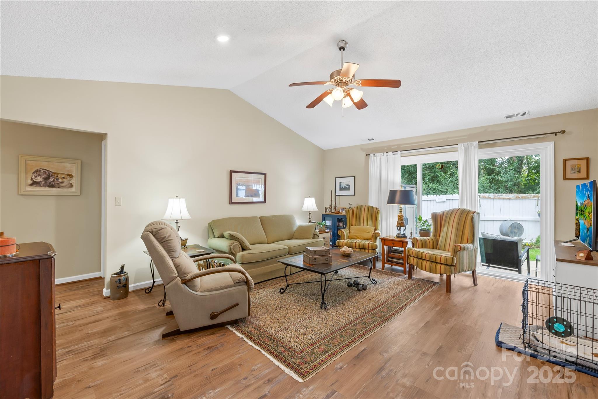 Hunt Club - Residential