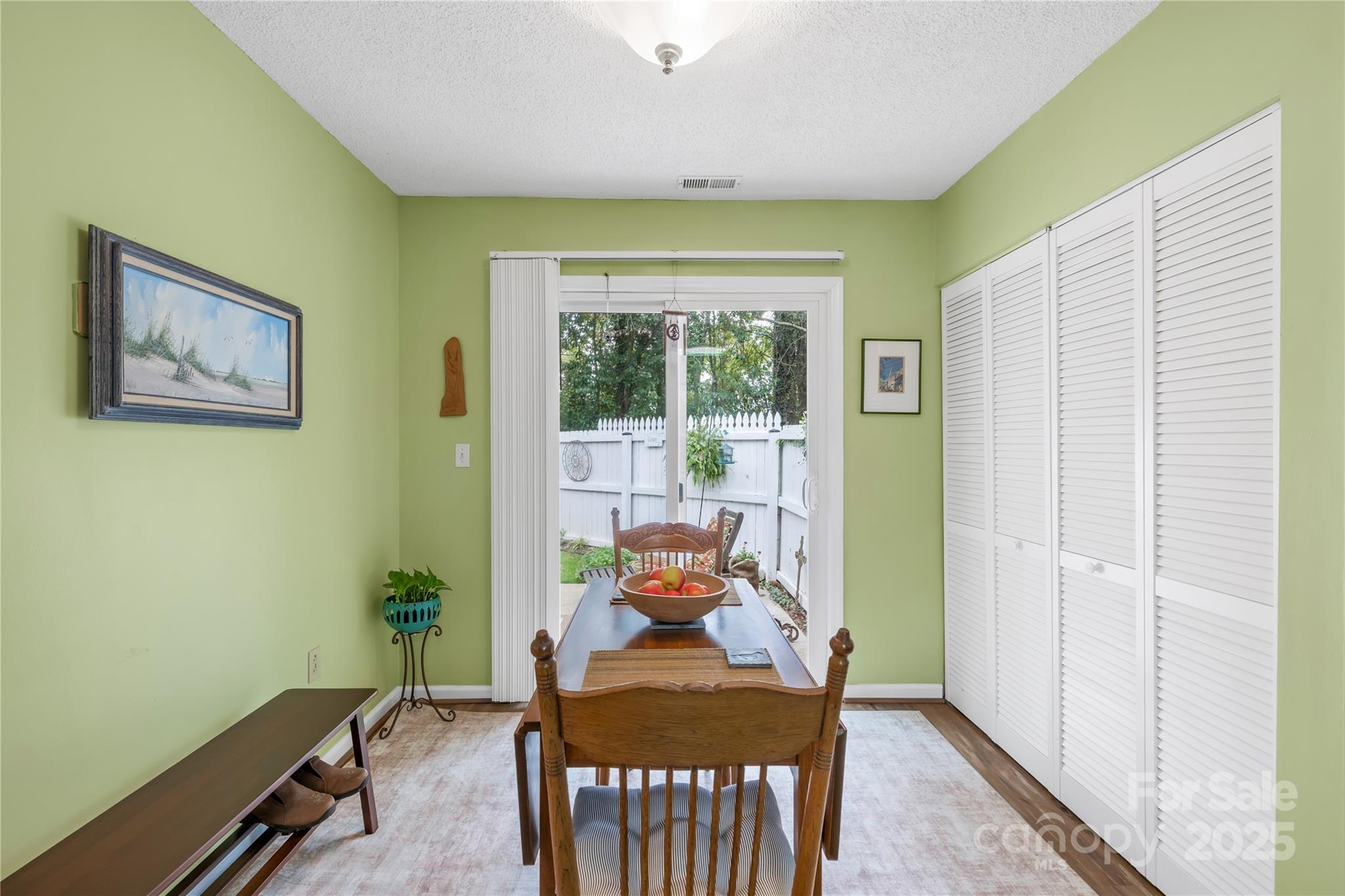 Hunt Club - Residential