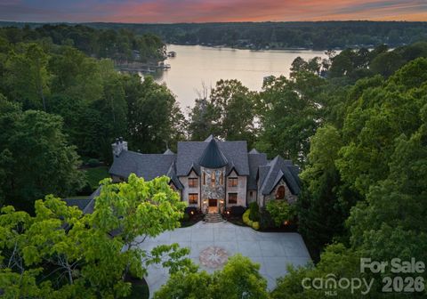 Photo of 172 Tennessee Circle, Mooresville, NC 28117 (MLS # 4252701)