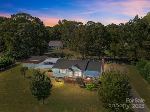 104 Pine Road Mount Holly NC 28120