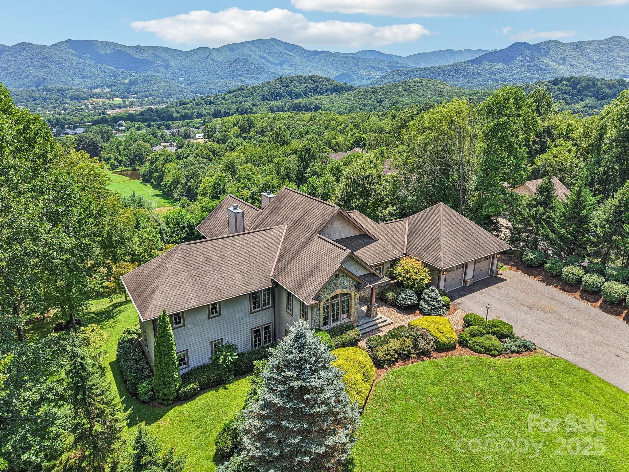 149 Cardinal Lane