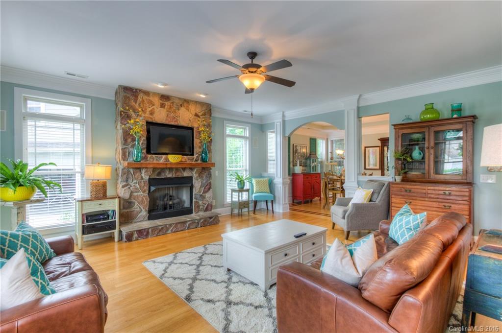 Chestnut Oaks - Residential