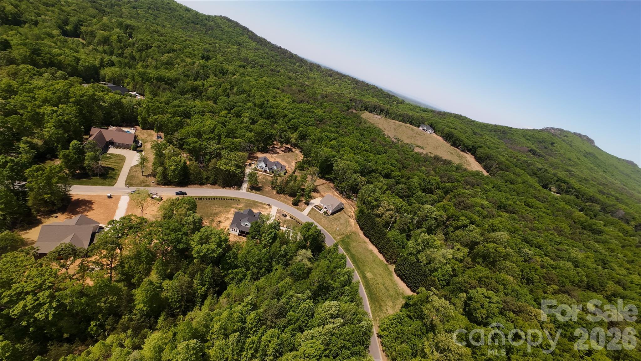 Kings Pinnacle - Land