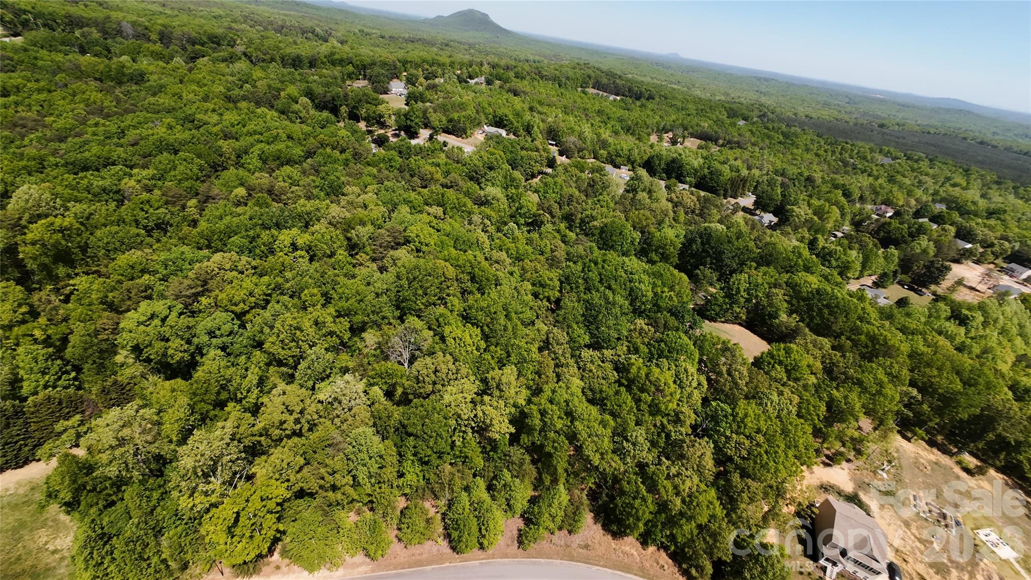 Kings Pinnacle - Land