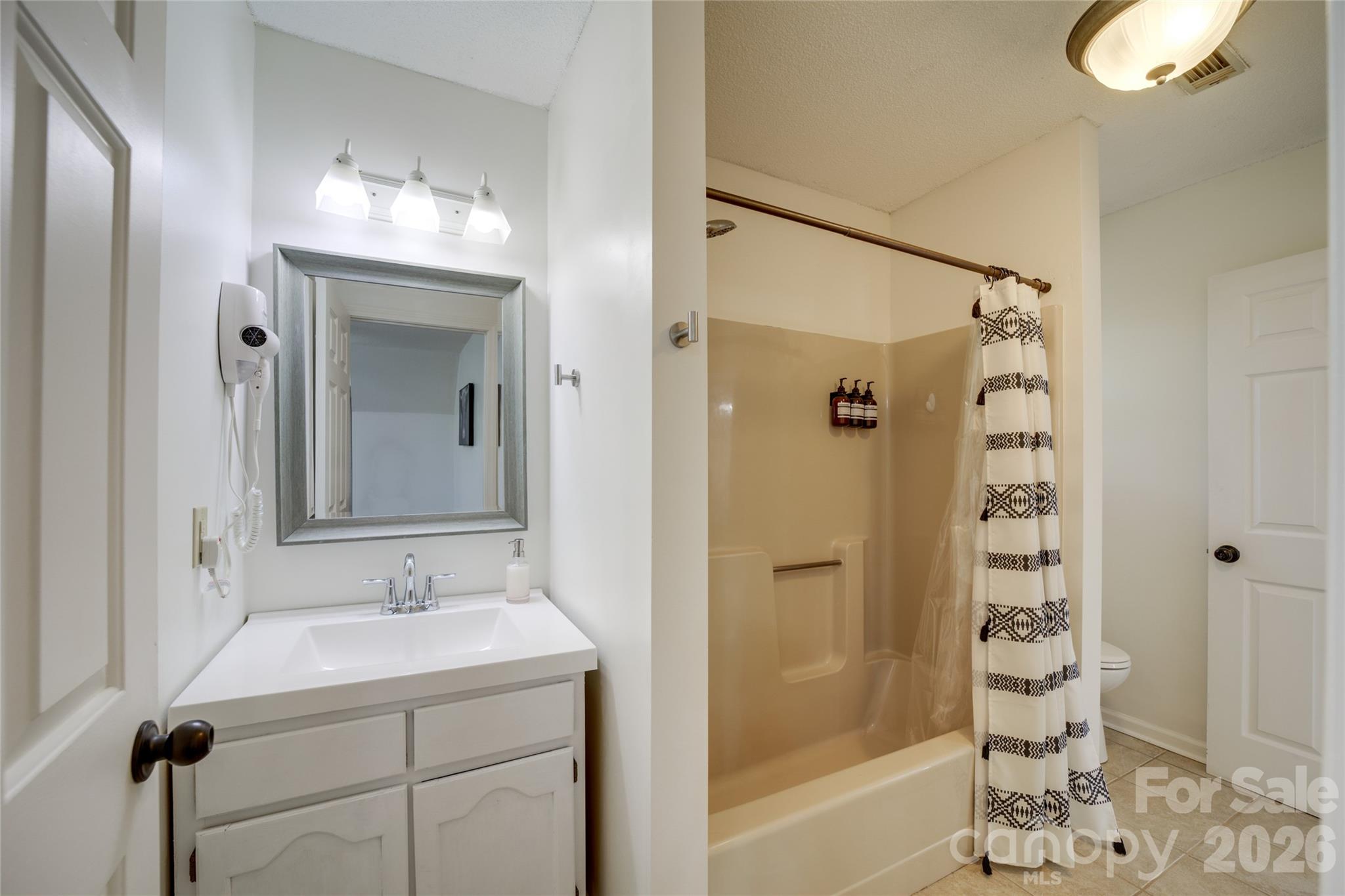 Oakwoods - Residential