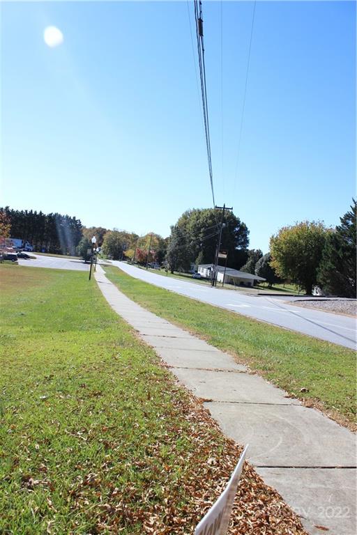 9B & 9C Main Avenue W
