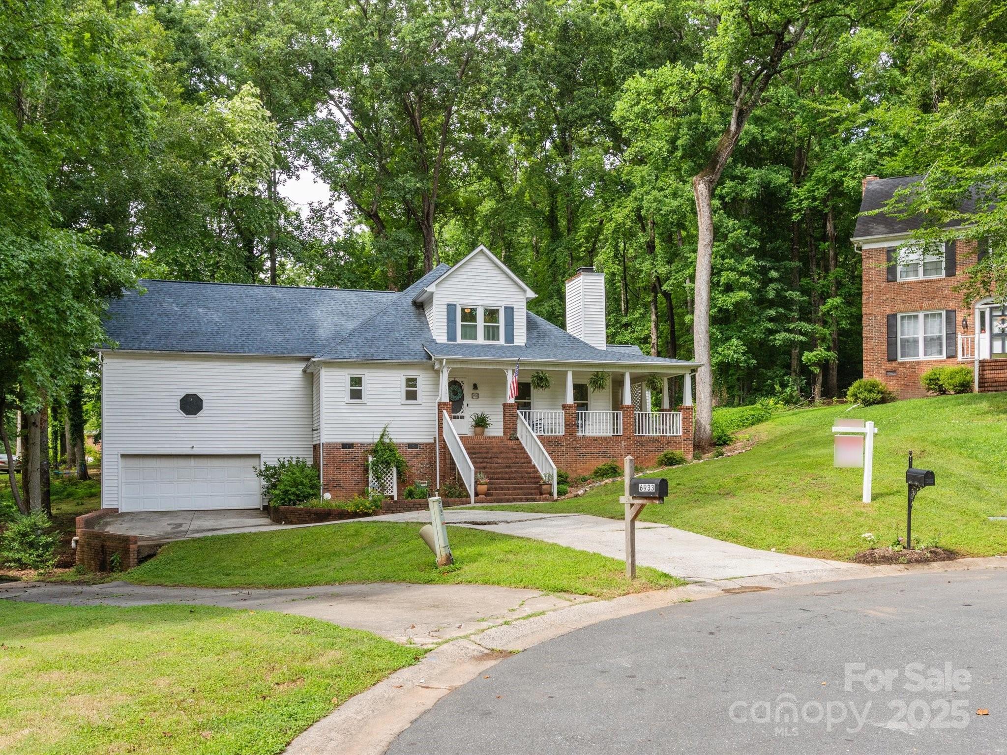 6934 Loretta Place