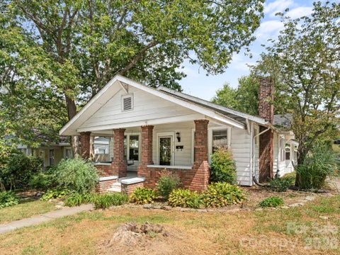 Photo of 31 Dorchester Avenue, Asheville, NC 28806 (MLS # 4423223)