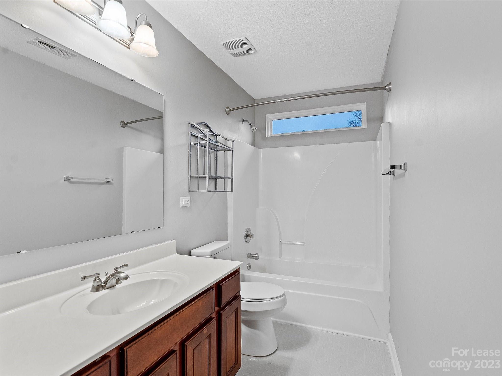 Crismark - Residential Lease