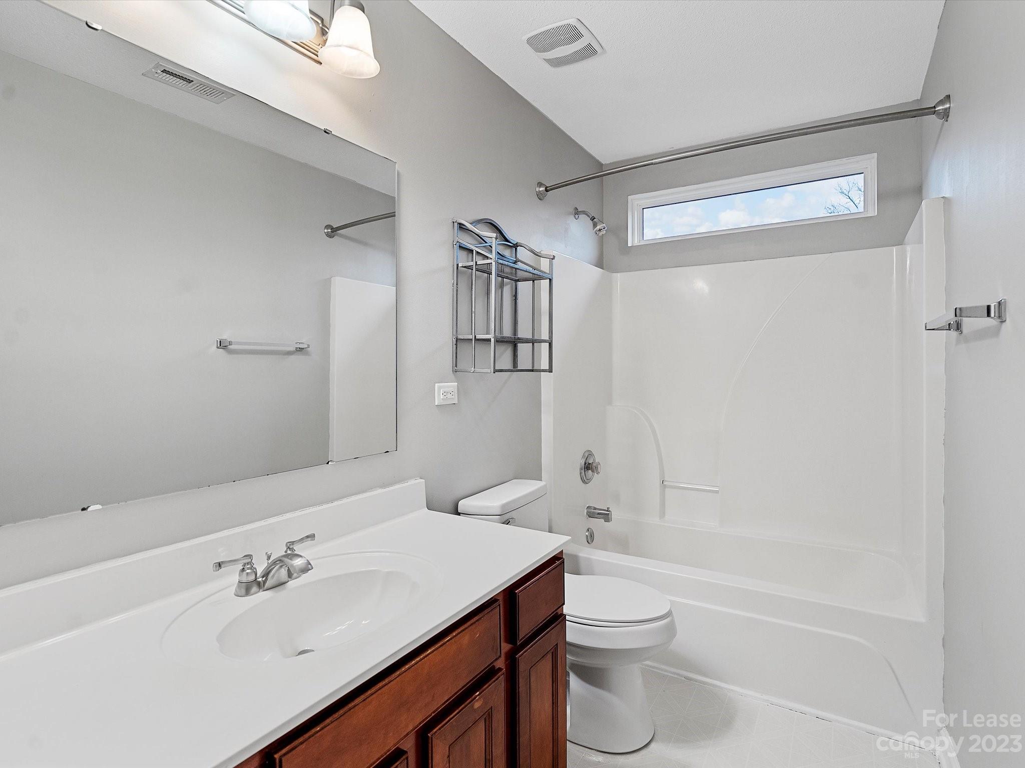 Crismark - Residential Lease