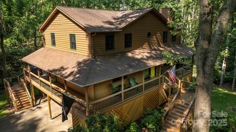 17 Morris Drive Weaverville NC 28787