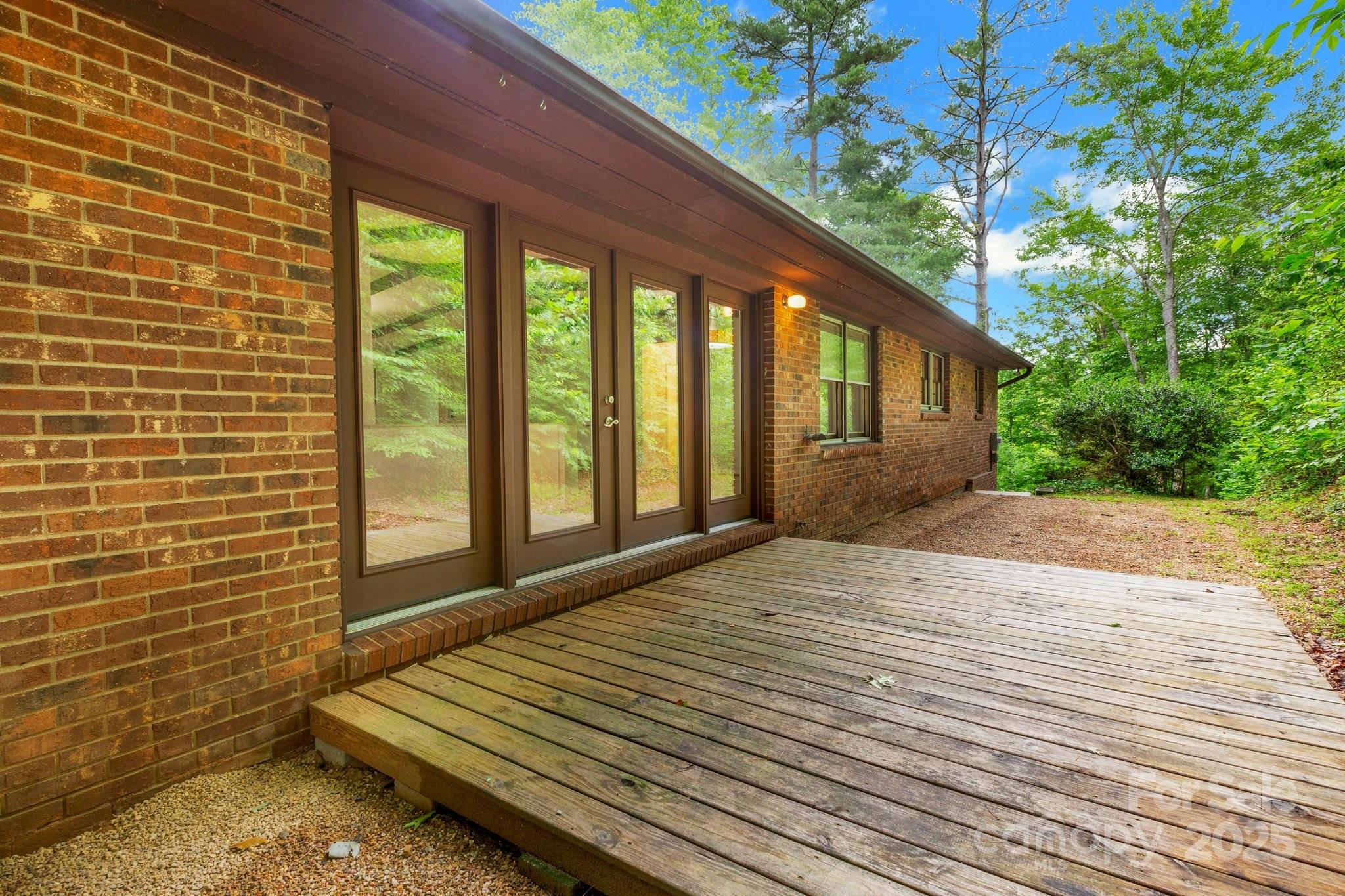 137 Flynn Branch Road