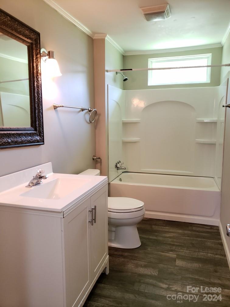 Whispering Pines - Residential Lease